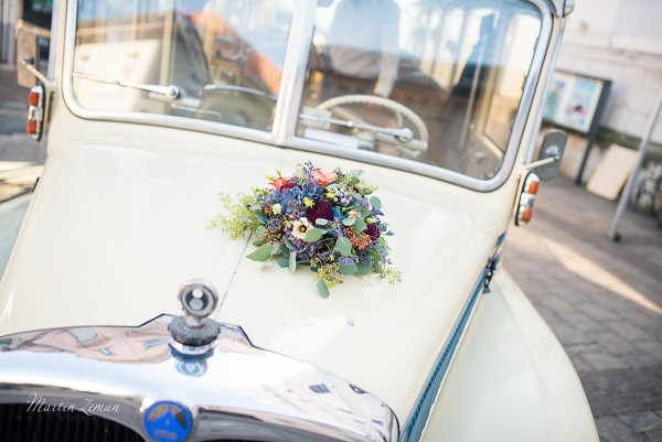 Stadthochzeit im goldenen Herbst